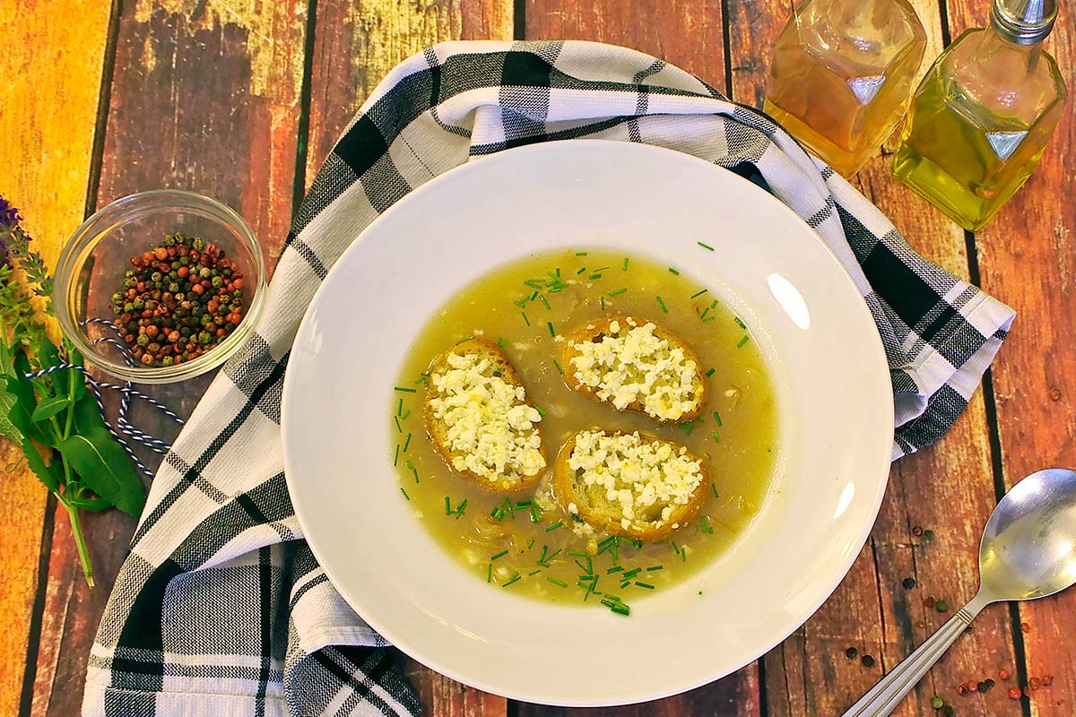 Γαλλική κρεμμυδόσουπα με ταλαγάνι Πέτρας